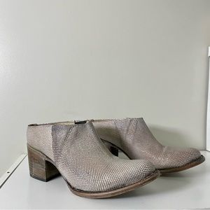 Freebird Shae Lizard Leather Heeled Boho Distressed Western Mules Boots 8